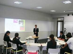 企画商品をプレゼンテーション