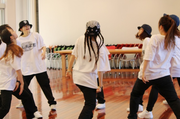 ヒップホップダンスサークルBLAZE
