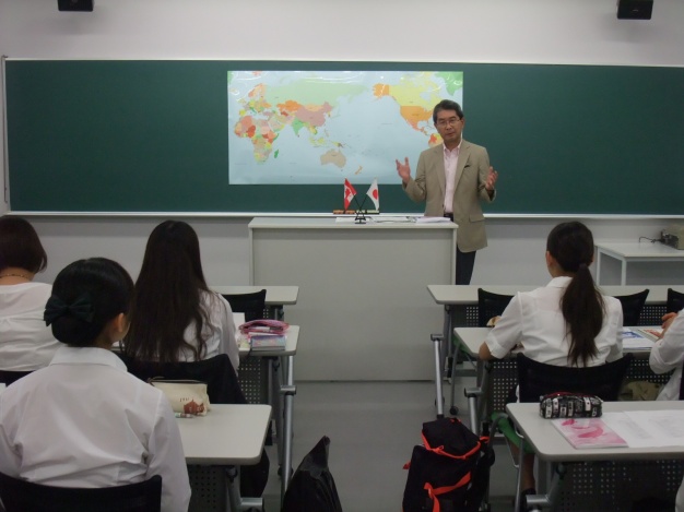 【保護者会】JTBカナダ小室様のご説明