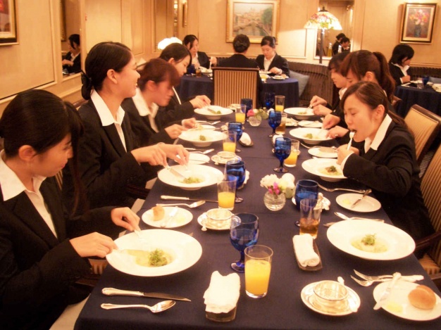 お楽しみフレンチのフルコース