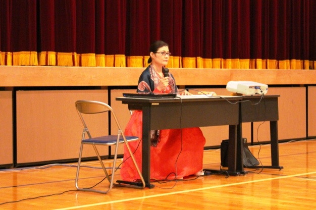 韓国舞踊についての講義