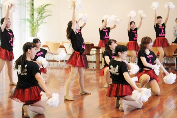 ダンスサークルNEXTの熱演