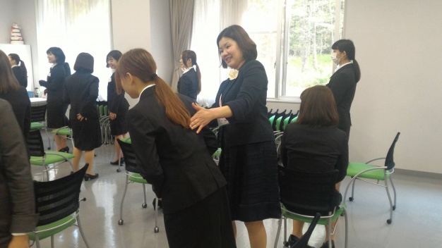 白石先生の厳しい？やさしい？お辞儀の指導