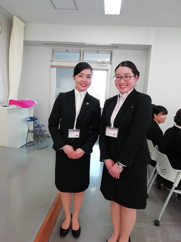 ２年生スタッフ。笑顔がすてきです。